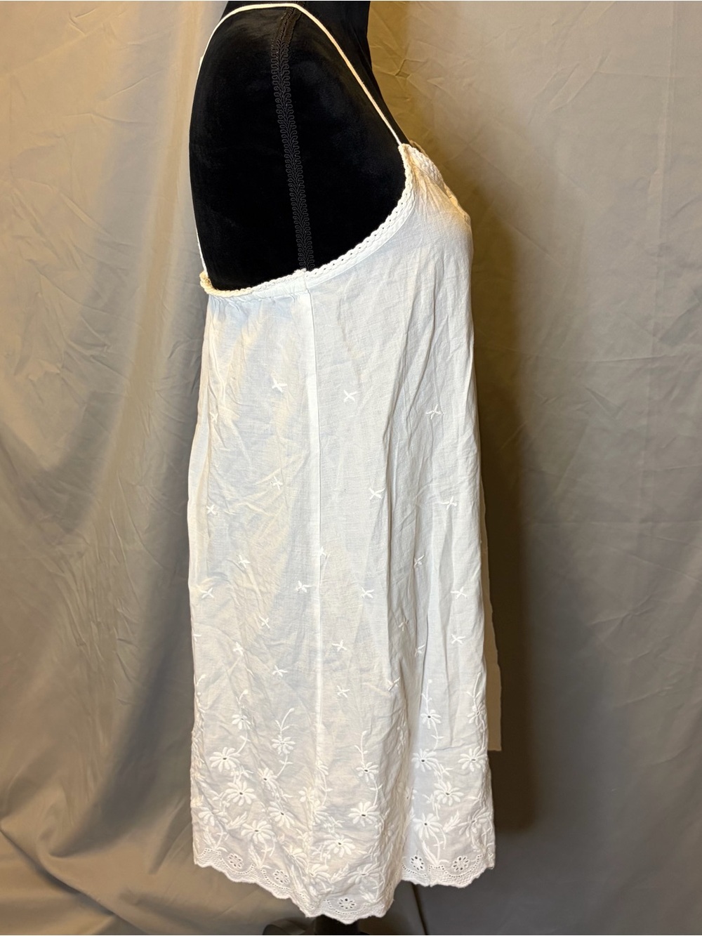 Artisan Ny White Lace-Trim Sleepwear Top - Picture 4 of 9